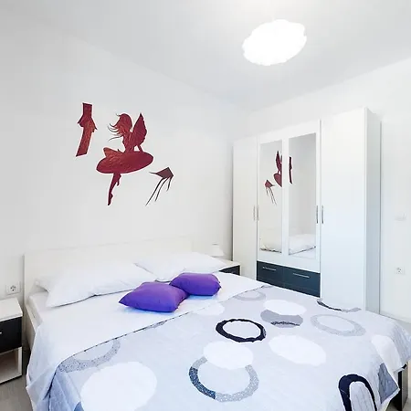 Katarina Apartment *